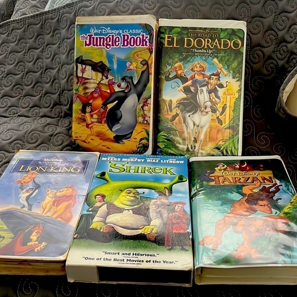 Walt Disney VHS Tapes Lot of 5 Shrek Tarzan, the lion king